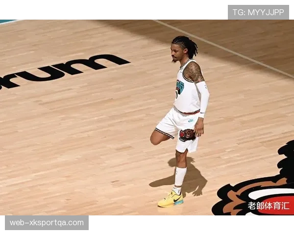 康利挡拆牵制为莫兰特拉开空位提升外线效率胜赛季初