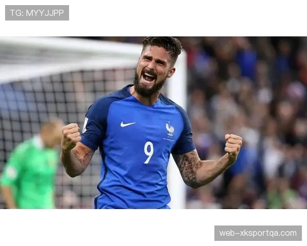 本泽马vs吉鲁：法国队中锋适配性与进球效率差距在哪