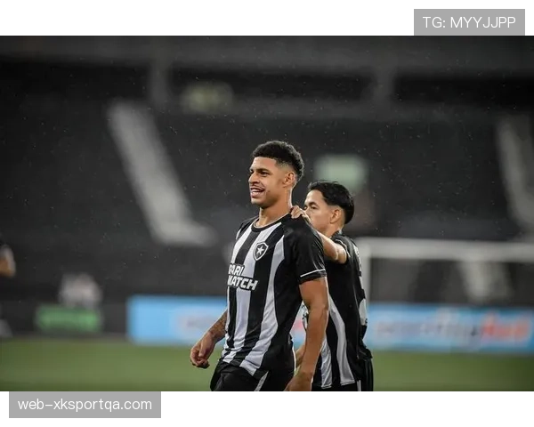 克罗斯连续精准直塞掌控中场节奏 本赛季关键战助力球队突围